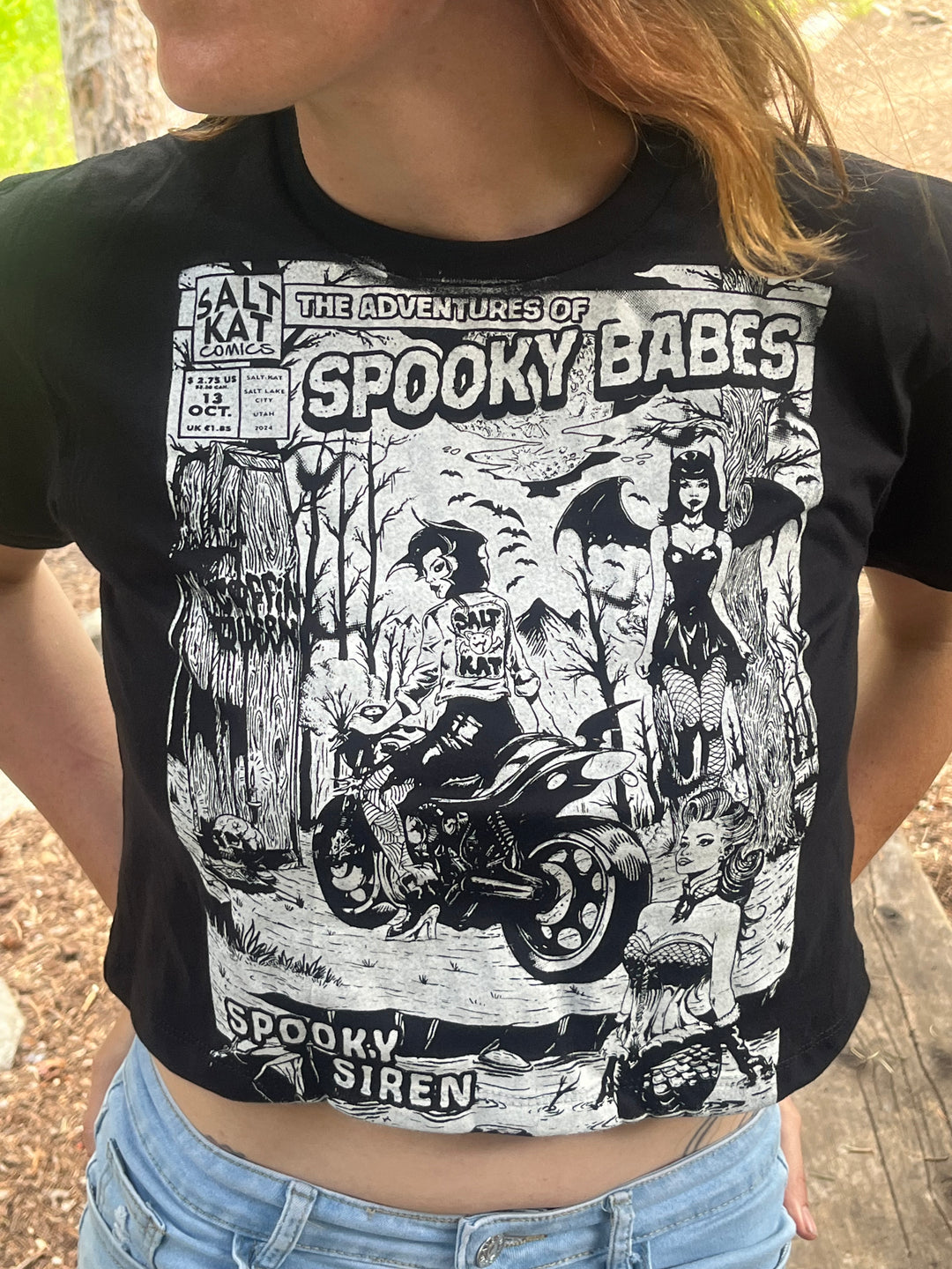 Spooky Babes V2 Women's Hemmed Crop Top Tee Shirt – SaltKatApparel