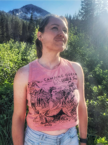 Camping Queen Women's Crop Tank Top